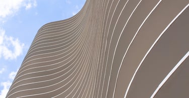 Prédio projetado por Oscar Niemeyer na praça da liberdade em Belo Horizonte, ponto turistico de MG