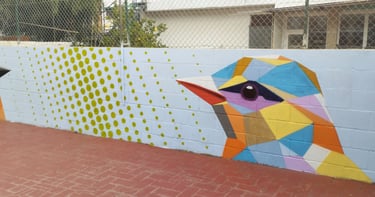 graffiti mural escuela pájaros tramas colores