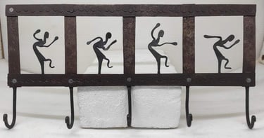 "handmade key hanger in tribal Bastar craft style-for global shipment"