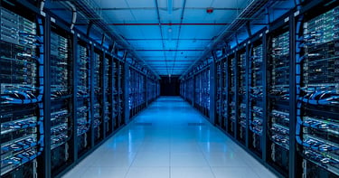 Centros de datos y tecnología impulsan inversión en IA y semiconductores globales