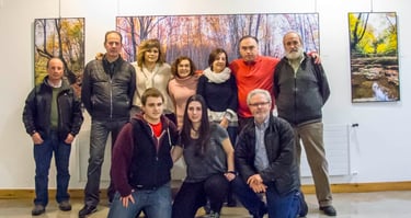Grupo de asistentes a la inauguración