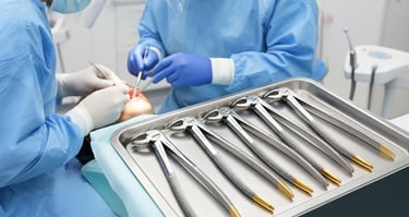 Pinces d'extraction dentaire à manche doré : guide complet sur la conception et la sélection moderne