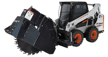 Mini Carregadeira com implemento valetadeira de asfalto