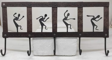 "handmade key hanger in tribal Bastar craft style-for global shipment"