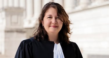 Maître Julie Achouil, avocat en droit commercial à Lyon