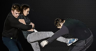 Kenyukan Women's self defence