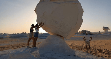 Bahariya Oasis & White Desert 