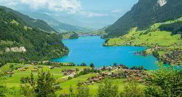 2-day Bernese Oberland tour with Jungfraujoch summit, overnight in Interlaken or Grindelwald
