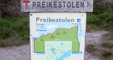 Placa do Púlpito de Preikestolen, Stavanger, Noruega.