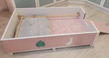 Nid de mise bas pour bébés Schnauzers nains