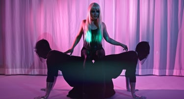 Lucas Arruda Bitch Bites Dog