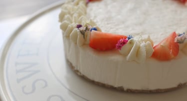 torta cheesecake con con frutta