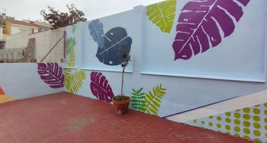 graffiti mural escuela plantas hojas colores