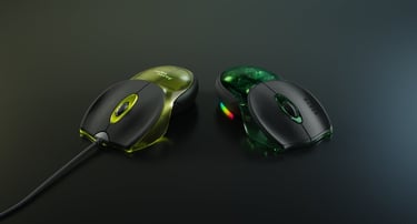 Razer BoomSlang original (izquierda) y Razer Boomslang 20th Anniversary Edition (derecha)