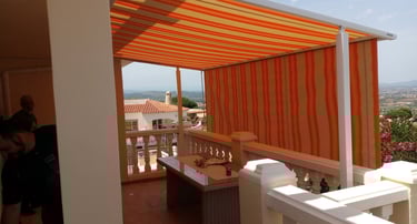 Toldo pérgola con super sombra.
