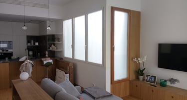 Carpintería combinativa de madera y de aluminio. 
