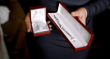 keep-jewelry-in-original-boxes