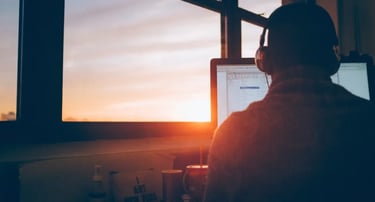 Viver de renda online — construindo independência financeira digital