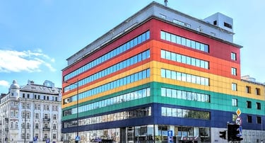 Urząd Skarbowy Warszawa Praga - zdjęcie gmachu Urzędu Skarbowego