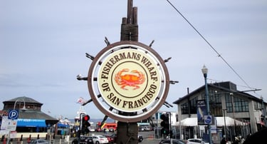 Placa de Fisherman's Wharf em San Francisco, capturada durante viagem