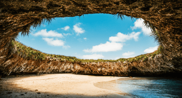 Praia Escondida nas Ilhas Marieta, México.