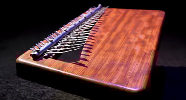 Sanza or chromatic kabimba