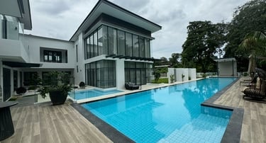 Modern luxury bungalow with private swimming pool in Kuala Lumpur, ideal for custom home builds.