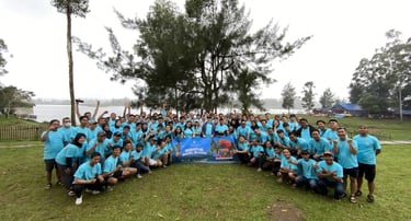 Gathering peserta kegiatan outbound di pangalengan