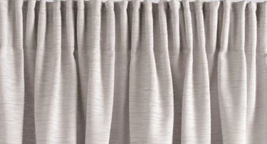 Tête de rideau froncée en continue