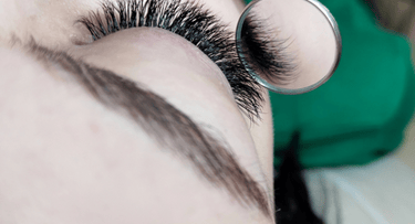 Extensiones de pestañas