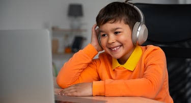 Curso de inglês online para crianças — Metropolis Idiomas, aprendizado divertido e interativo.