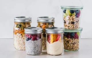 greek-yogurt-in-jars