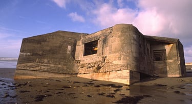 Les ruines des blockhaus sur les plages Landaises
