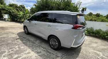The vehicle you will be riding in your private tours in Bohol