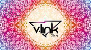 Diseño de logo y etiqueta para tienda de ropa femenina