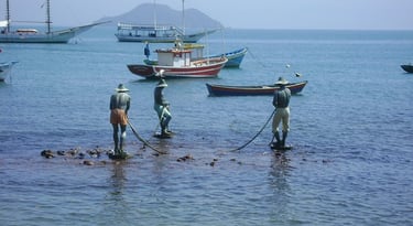 Estátua dos pescadores - Uma das atrações em Búzios