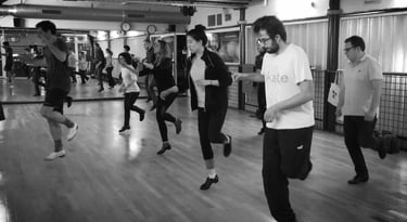 Cours de claquettes débutant de Tap Dance Paris au Kajyn