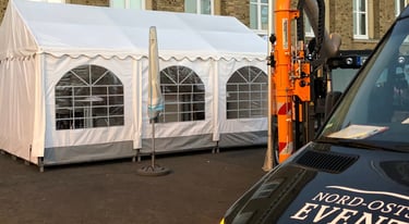 Messestand mit Zelt auf der Nordbau in Neumünster