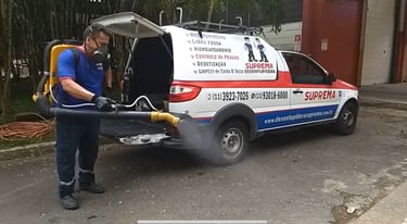 carro da suprema desentupidora