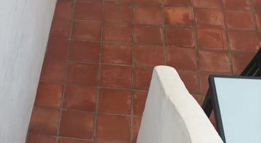 terre cuite rouge très lisse