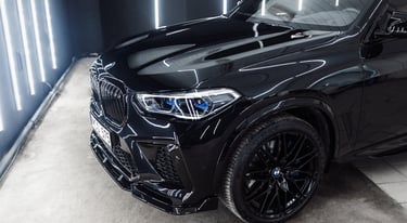 Susisiekite su WestSide Garage - nupoliruotas BMW X5