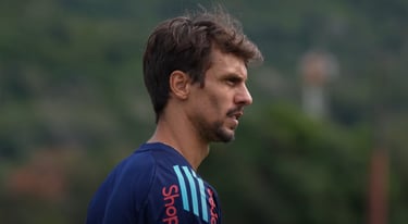 Rodrigo Caio chegou para mudar o panorama aéreo do Flamengo.