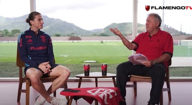 Ídolos do passado e presente: Zico e Filipe Luís em bate-papo para a Flamengo TV.