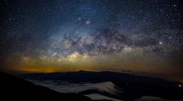 Picture of the Milky way and the sierra nevada
