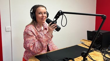 Julie Robert, Home Organiser, en interview radio pour parler du rangement et de la charge mentale