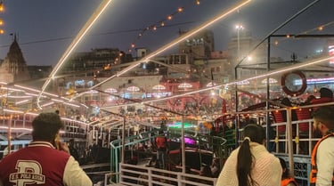 Evening Boat Ride & Ganga Aarti at Dashashwamedh Ghat