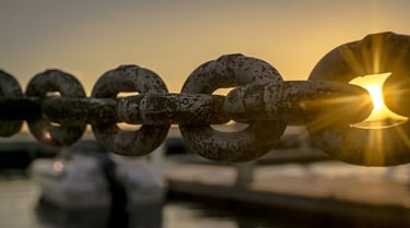 Picture of links in a chain