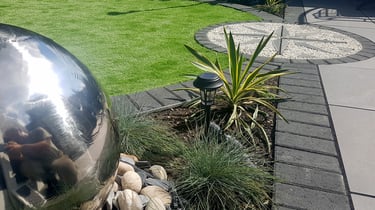 Modern exotic dynamic tropical circle garden Romford - Hornchurch - Brentwood - Upminster