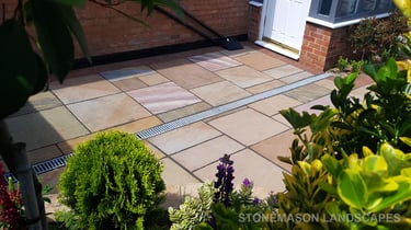 Colourful sandstone paving driveway Romford - Hornchurch - Brentwood - Upminster