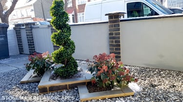 Tripple Diamond Dynamic Raised Modern Planters, Artificial Toparies Small Front Garden